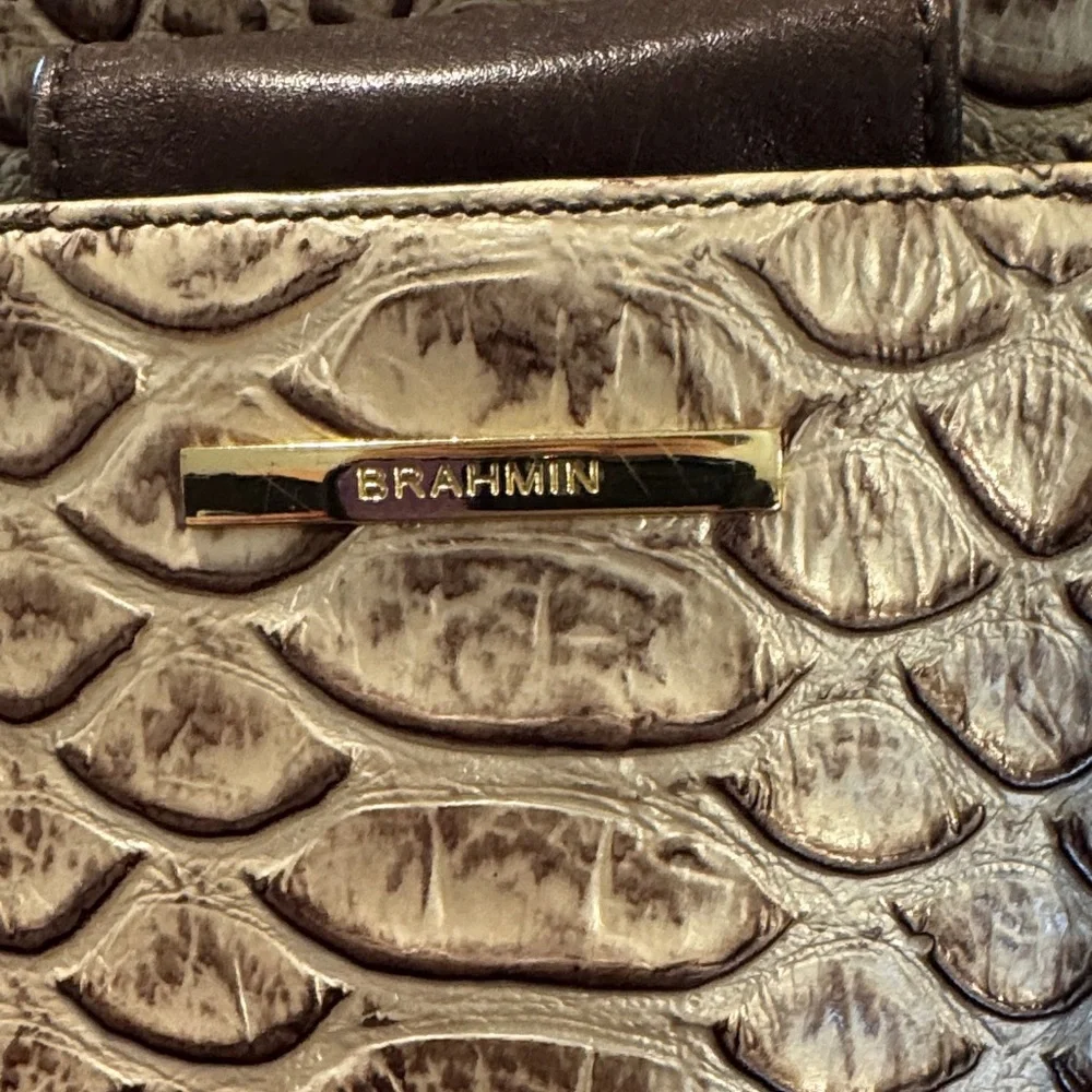 Elegant Brahmin handbag - Picture 2 of 9